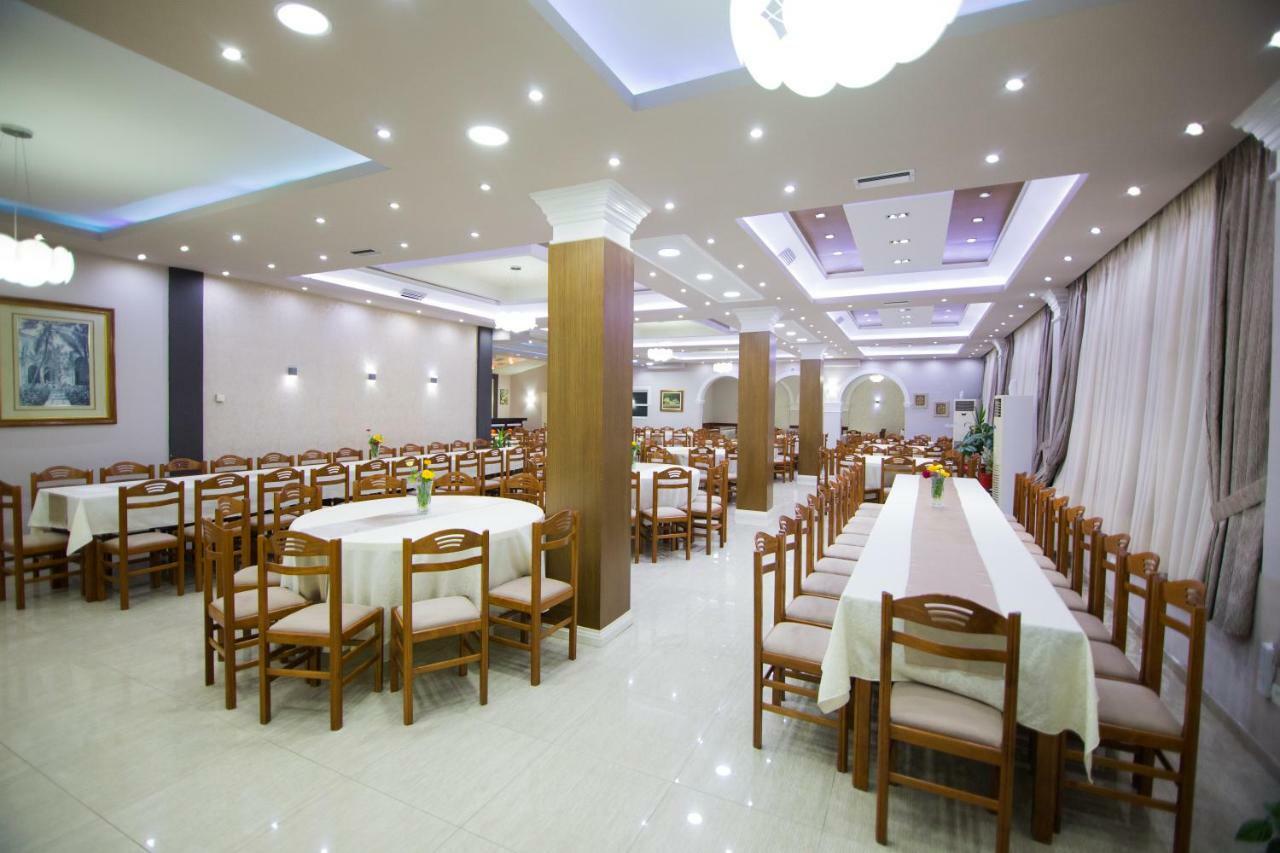 Dea Hotel 2002 Korça Kültér fotó