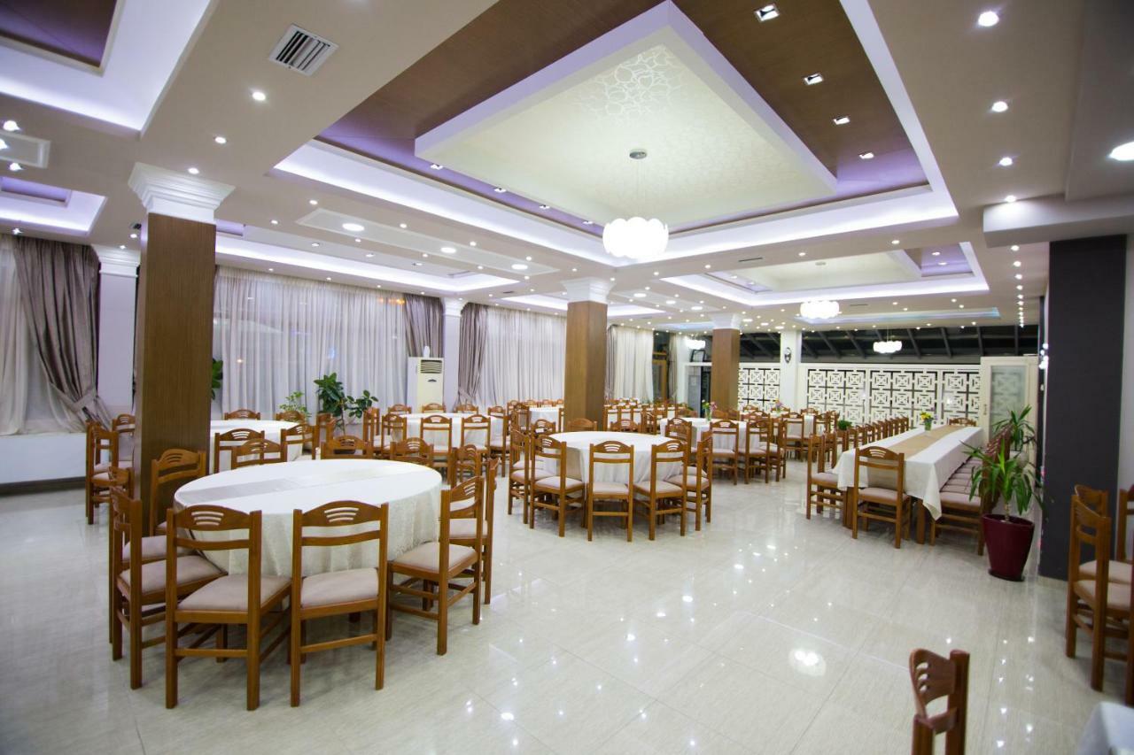 Dea Hotel 2002 Korça Kültér fotó