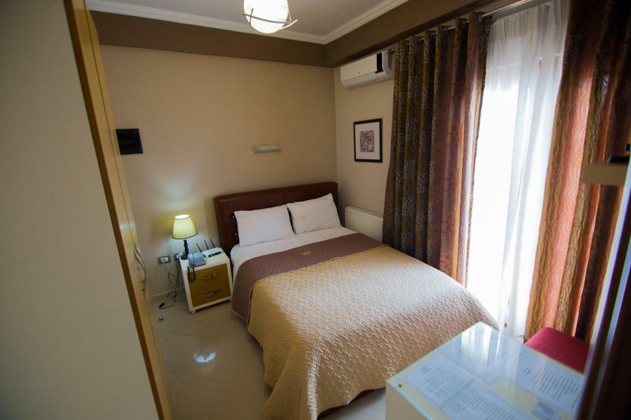 Dea Hotel 2002 Korça Kültér fotó