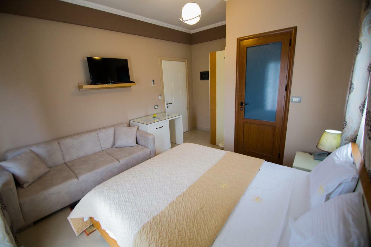 Dea Hotel 2002 Korça Kültér fotó