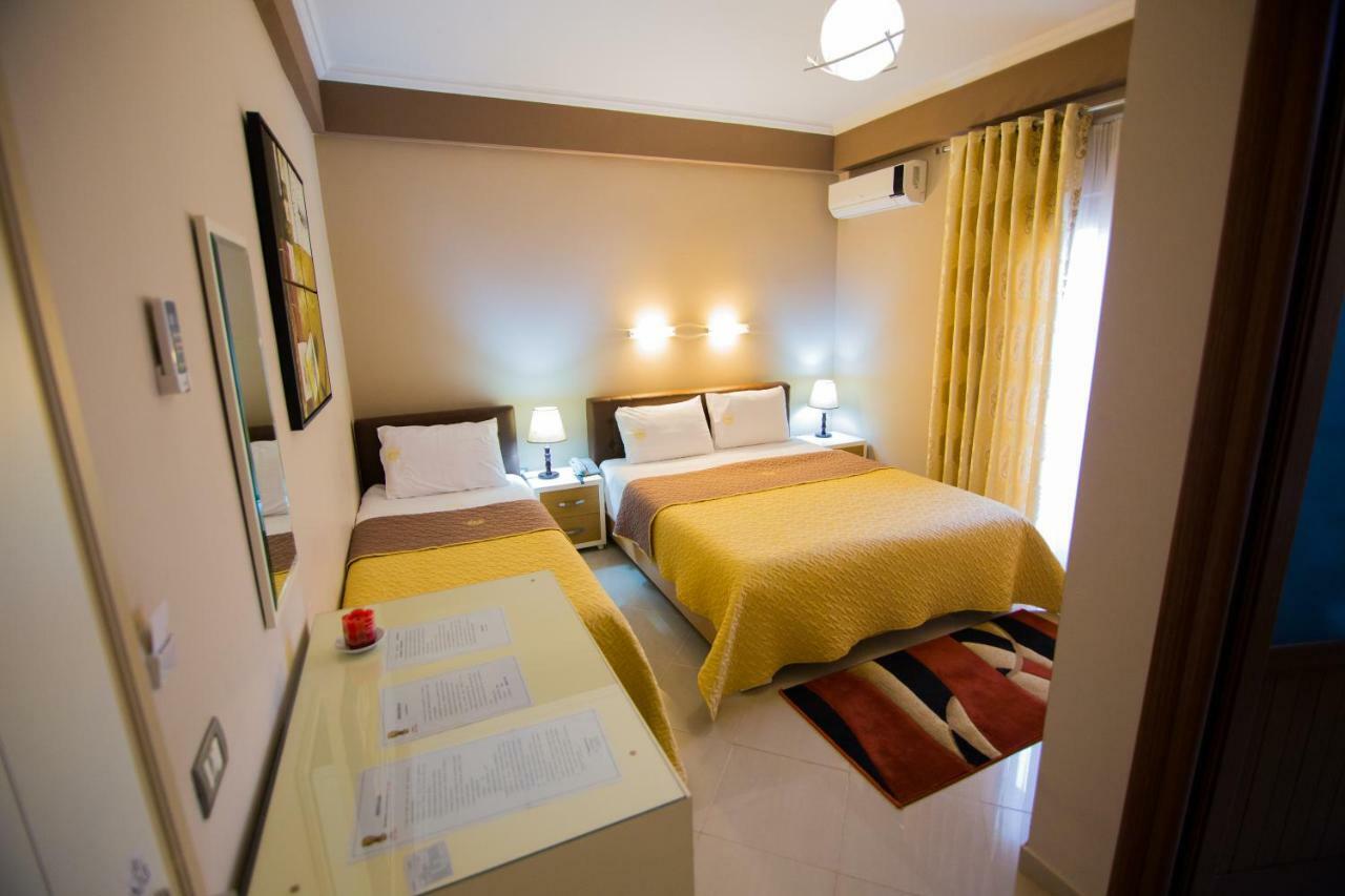Dea Hotel 2002 Korça Kültér fotó