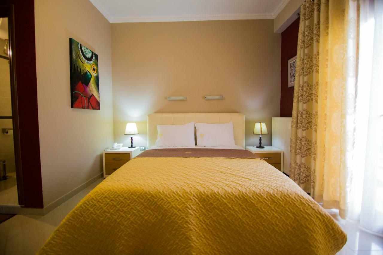 Dea Hotel 2002 Korça Kültér fotó