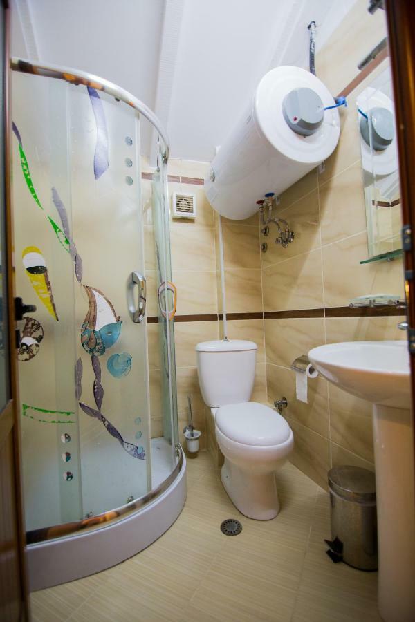 Dea Hotel 2002 Korça Kültér fotó