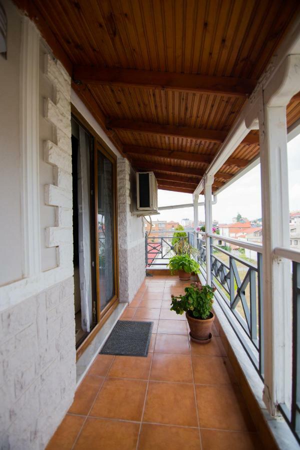 Dea Hotel 2002 Korça Kültér fotó