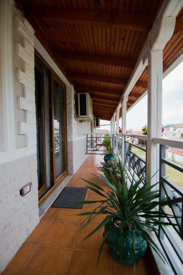 Dea Hotel 2002 Korça Kültér fotó